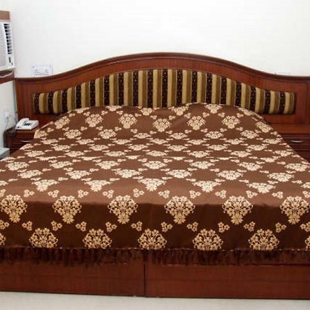 Hotel Sunrise Inn Lucknow Extérieur photo