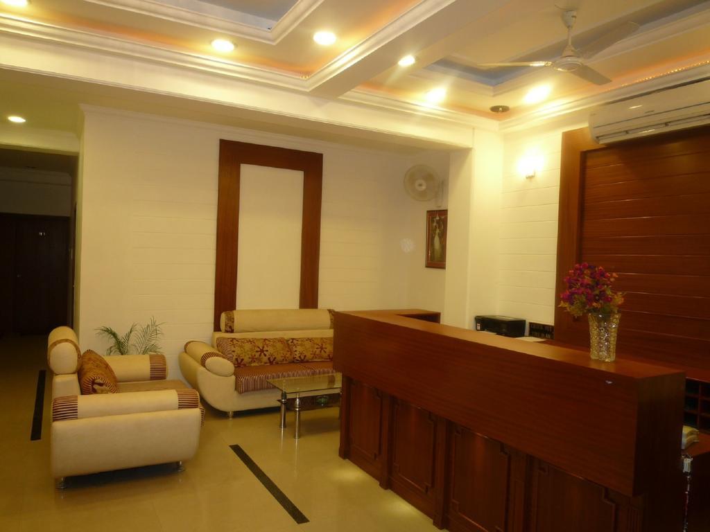 Hotel Sunrise Inn Lucknow Extérieur photo